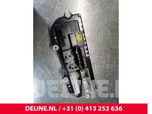 Volkswagen Caddy Heater control panel O153727 photo 2