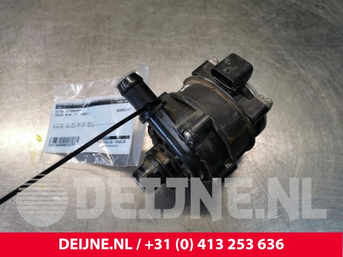 Volvo XC40 Zusätzliche Wasserpumpe O153751