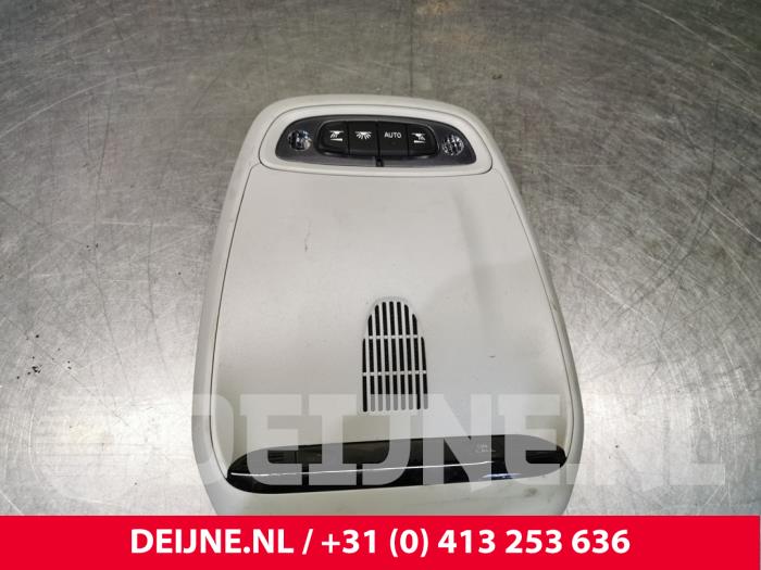 Volvo XC40 Innenbeleuchtung vorne O153781