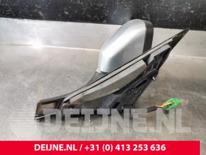 Volvo V70 Wing mirror, right O153798 photo 2
