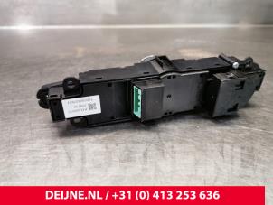 Volvo XC40 Radio control panel O153865 photo 2