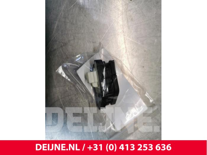 Mercedes Sprinter Central locking switch O153867