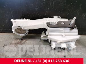 Peugeot Expert Heater housing O153990 photo 3