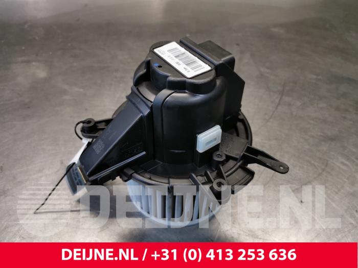 Peugeot Expert Heating and ventilation fan motor O154000