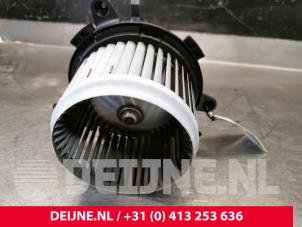Peugeot Expert Heizung Belüftungsmotor O154000 foto 3