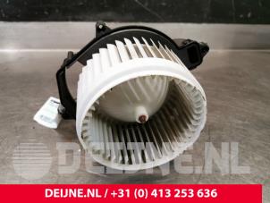 Citroen Berlingo Heating and ventilation fan motor O154005 photo 3