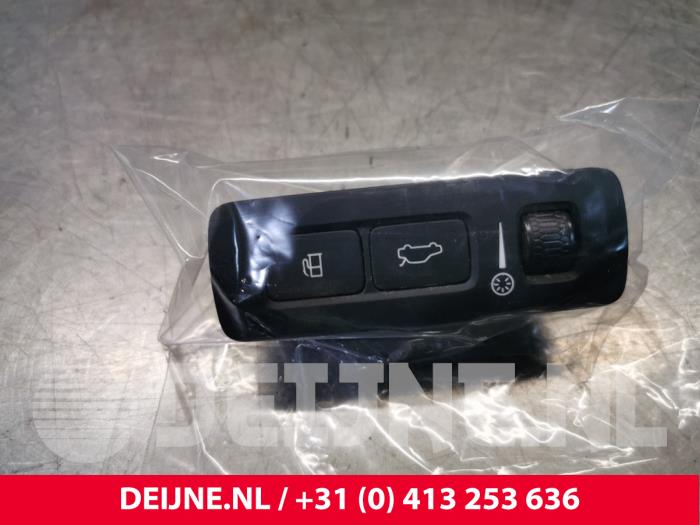 Volvo XC40 Cockpit dimmer O154043