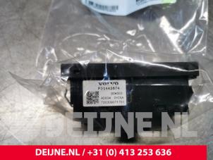 Volvo XC40 Cockpit dimmer O154043 photo 2