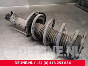 Volvo V40 Schokdemperpoot rechts-voor O154051 foto 2