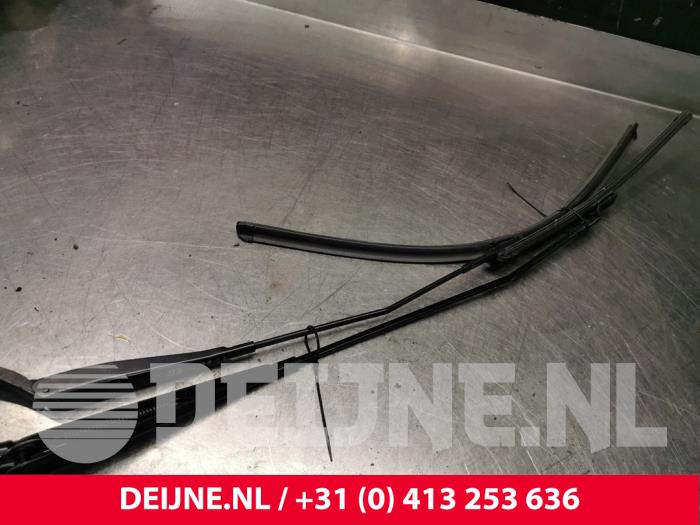 Citroen Berlingo Scheibenwischerarm-Set O154100