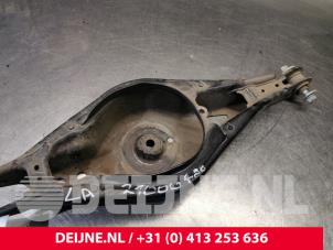 Volvo XC40 Federteller links hinten O154130 foto 2