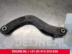 Gebruikte Draagarm boven rechts-achter Volvo XC40 (XZ) 1.5 T5 Plug-in Hybrid 16V Prijs € 50,00 Margeregeling aangeboden door van Deijne Onderdelen Uden B.V.