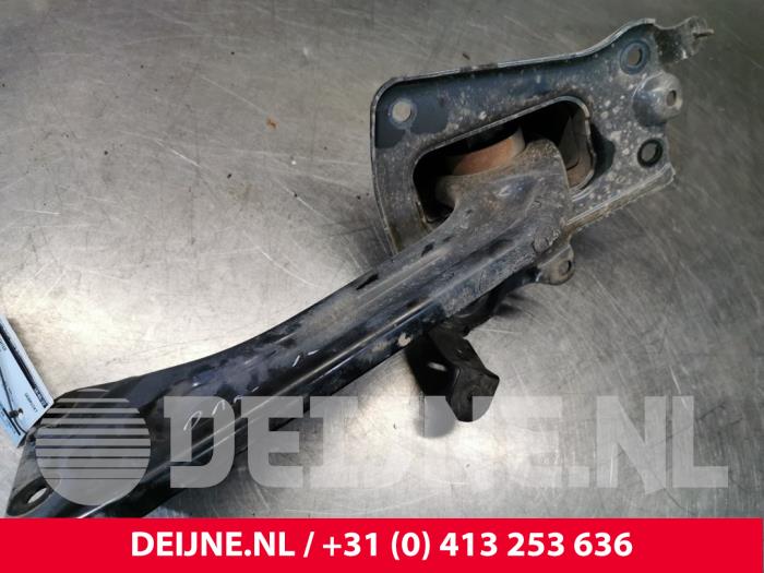 Volvo XC40 Querlenker rechts hinten O154133