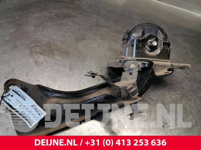 Volvo XC40 Querlenker links hinten O154165