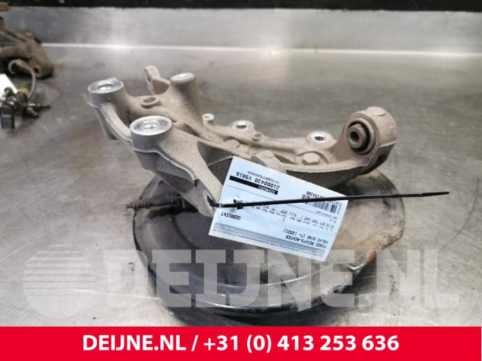 Volvo XC40 Knuckle, rear right O154166