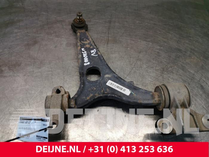 Citroen Jumpy Front lower wishbone, right O154177
