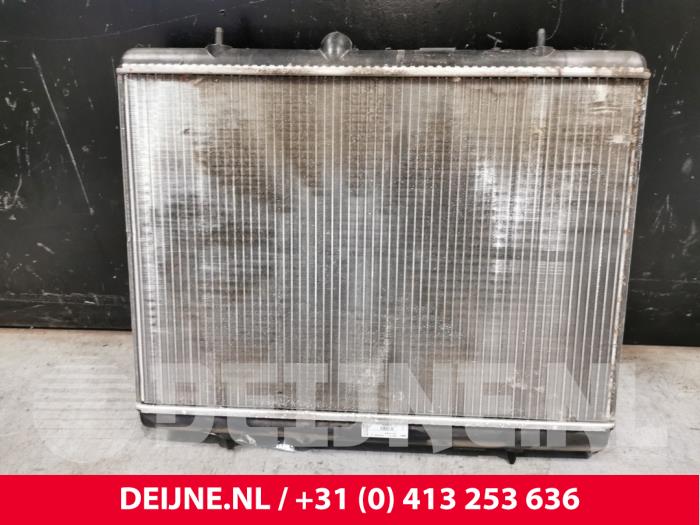 Radiateur van een Citroën Berlingo Electric 2019