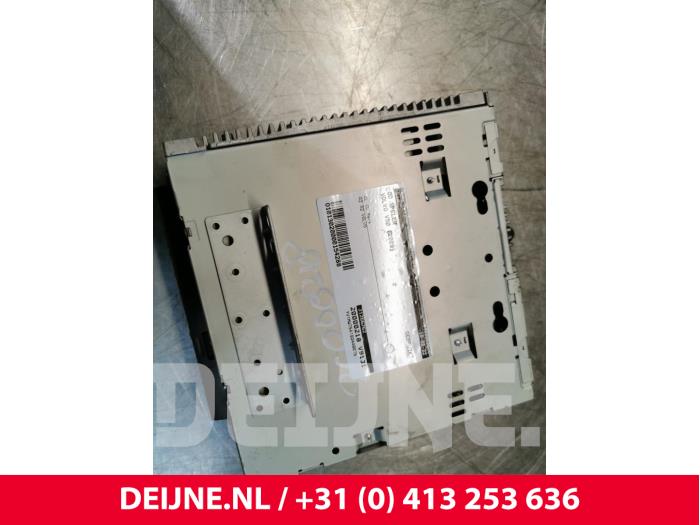 Volvo V50 CD player O154288