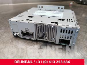 Volvo V50 CD player O154288 photo 3