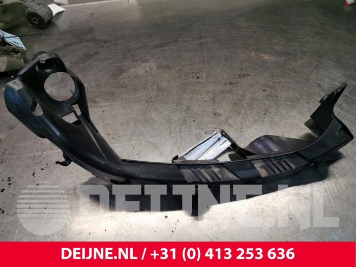 BMW 3-Serie Headlight trim, right O154309