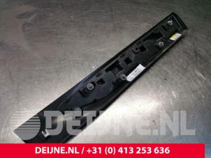 BMW iX3 Türleiste O154398 foto 2