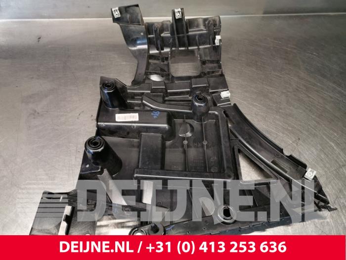 BMW 3-Serie Front bumper bracket, right O154400
