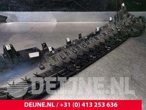 BMW iX3 Bumperframe achter O154405 foto 2
