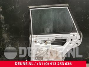 Volvo V40 Rear door 4-door, right O154503 photo 2