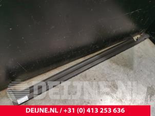 BMW iX3 Side skirt, right O154565 photo 2