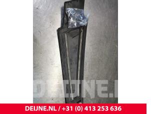Tesla Model S B-pillar cover O154570 photo 2