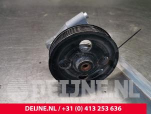 Volvo S80 Power steering pump O154580 photo 2