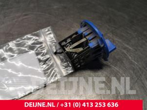 Mercedes Sprinter Heizung Widerstand O154630 foto 2