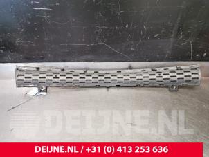 Mercedes GLE Front bumper, central component O154680 photo 2