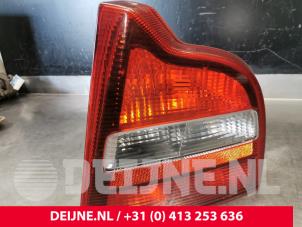 Gebruikte Achterlicht rechts Volvo S80 (TR/TS) 2.4 SE 20V 170 Prijs € 50,00 Margeregeling aangeboden door van Deijne Onderdelen Uden B.V.