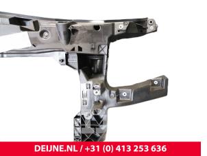 Mercedes Sprinter Front panel O9990001585 photo 3