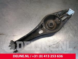 Volkswagen Passat Veerschotel rechts-achter O154771 foto 3