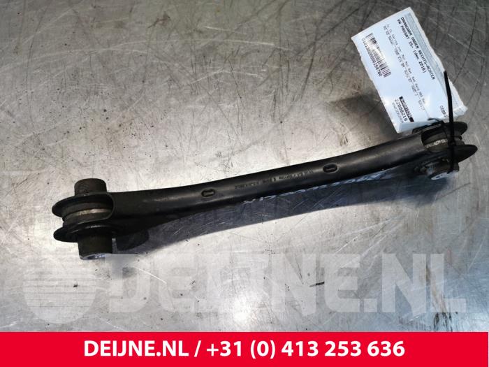 Volkswagen Passat Lower wishbone, rear right O154780