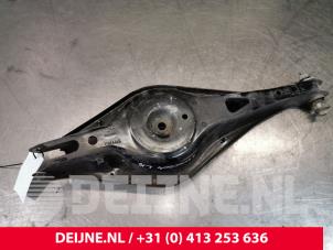 Volvo XC40 Veerschotel links-achter O154928 foto 2