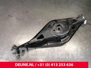 Volvo XC40 Veerschotel links-achter O154928 foto 3