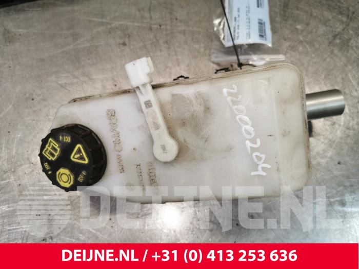 Volvo XC40 Master cylinder O154948