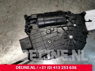 Mercedes Sprinter Motor Zentralverriegelung O154990 foto 3