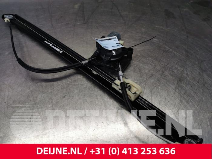 MAN TGE Fenstermechanik 2-türig links vorne O155051