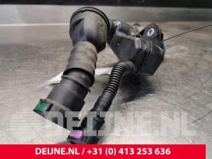 Volvo XC60 AdBlue pump O155076 photo 3