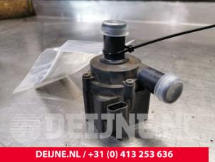 Volvo XC60 Extra waterpomp O155083 foto 3