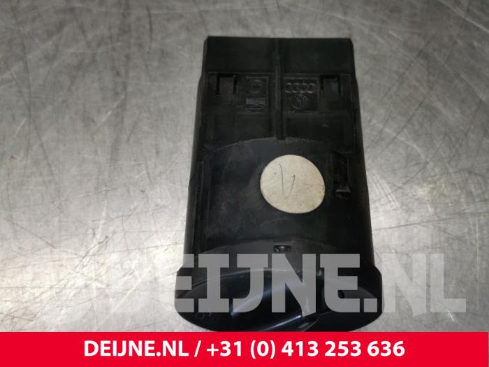 Volkswagen Transporter Licht Schalter O155108
