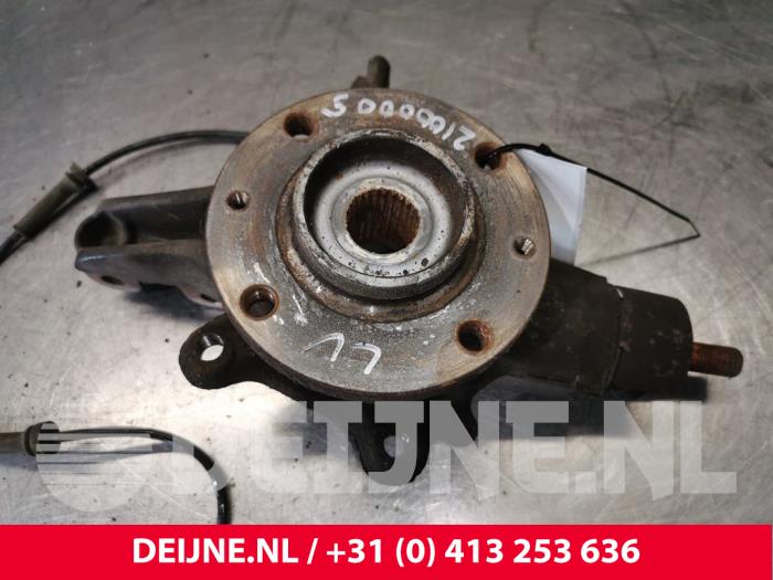 Peugeot 308 Knuckle, front left O155137