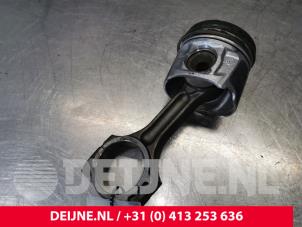 Mercedes Vito Kolben O155163 foto 3