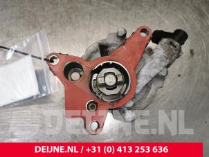 Gebruikte Vacuumpomp (Diesel) Mercedes Vito (447.6) 1.6 111 CDI 16V Prijs € 60,50 Inclusief btw aangeboden door van Deijne Onderdelen Uden B.V.