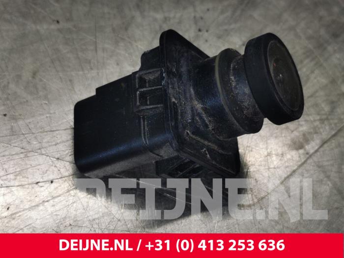 Achteruitrij Camera van een Volvo V60 I (FW/GW) 2.0 D3 20V 2014