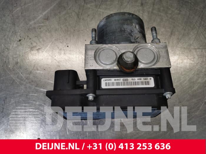Gebruikte ABS Pomp Citroen Berlingo 1.6 Hdi 75 Prijs € 108,90 Inclusief btw aangeboden door van Deijne Onderdelen Uden B.V.